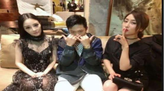 娱乐圈吃瓜群众图片高清,高清“吃瓜”瞬间，明星幕后故事大曝光